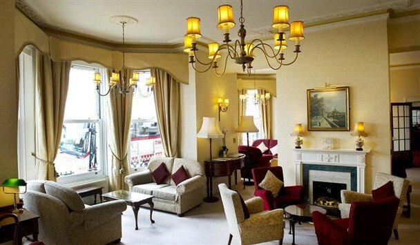 Cuckmere lounge